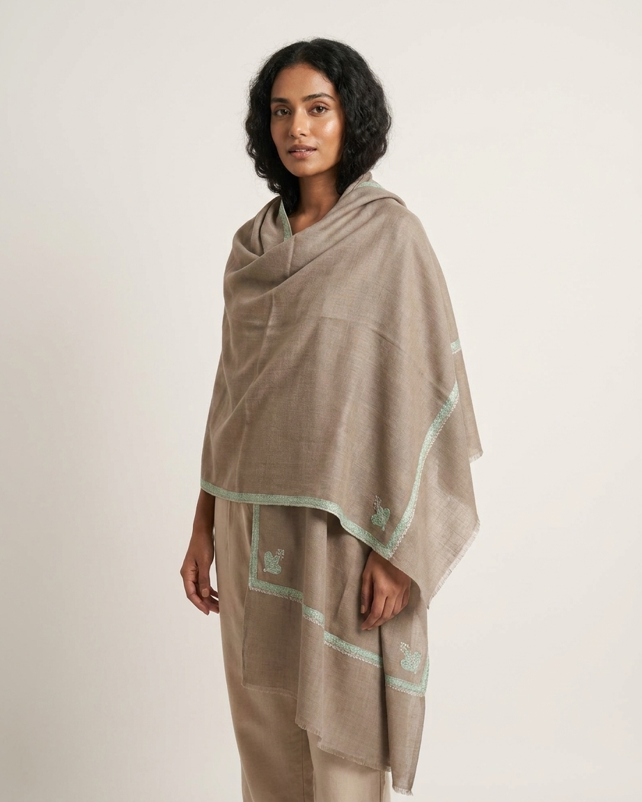 Cocoa Mint Corner Motif Sozni — Handwoven in Kashmir — image 2